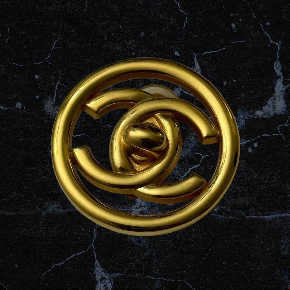 Vintage CHANEL Turnlock Logo Earring - Picture 2 of 7